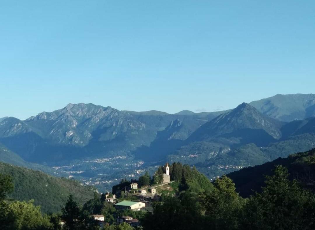 Ferienwohnung Mansarda Fra Monte E Lago Esino Lario Exterior foto
