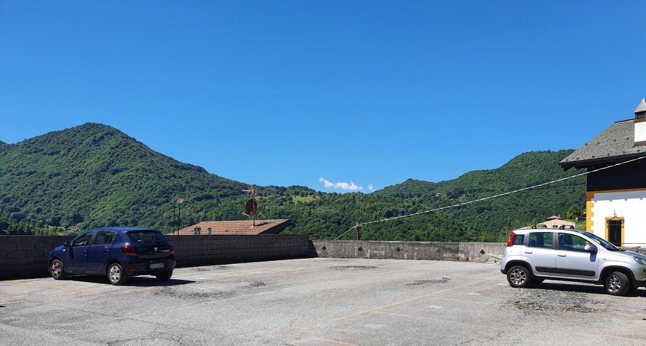 Ferienwohnung Mansarda Fra Monte E Lago Esino Lario Exterior foto