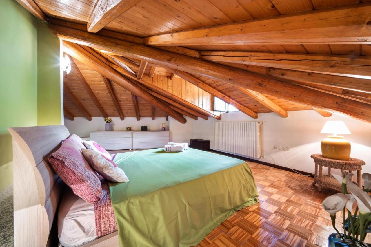 Ferienwohnung Mansarda Fra Monte E Lago Esino Lario Exterior foto